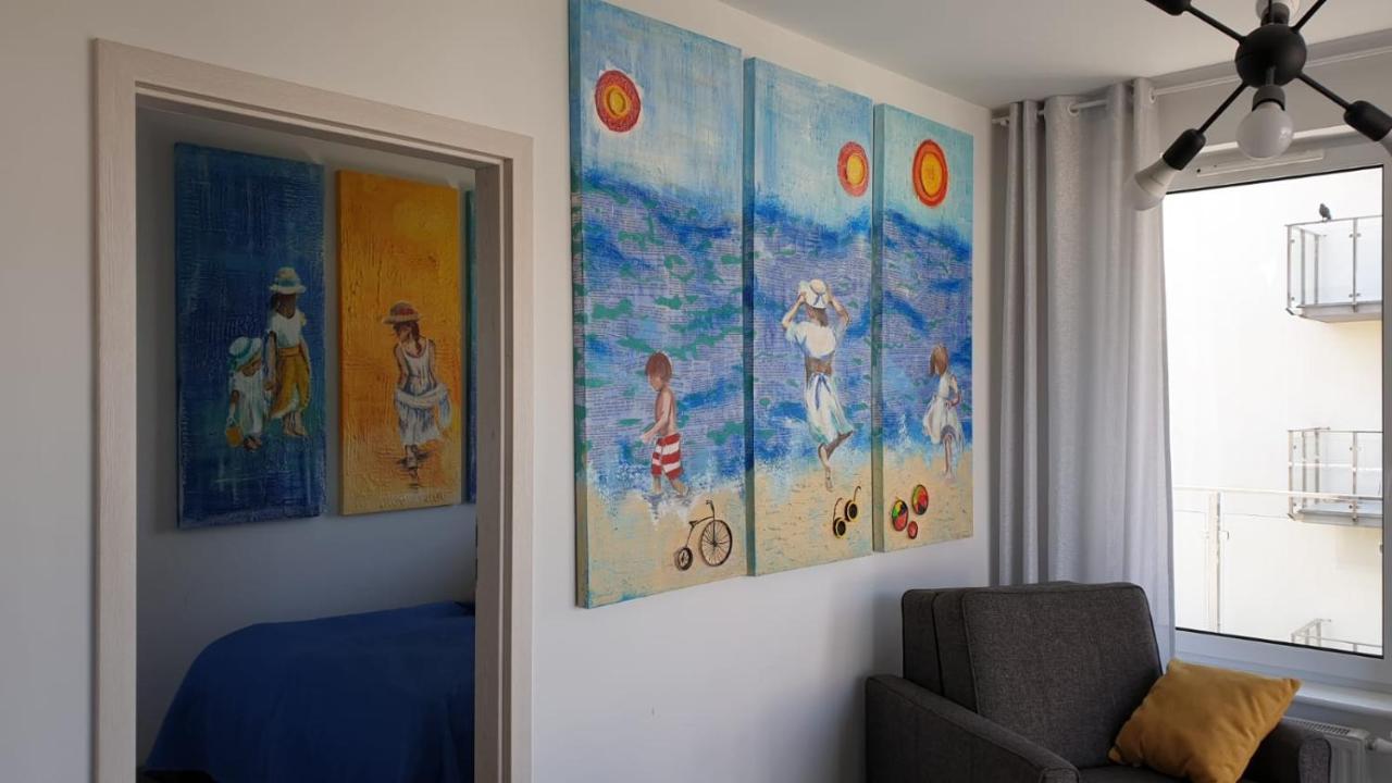 Impresja 42 Apartament Z Garazem Kolobrzeg Bagian luar foto