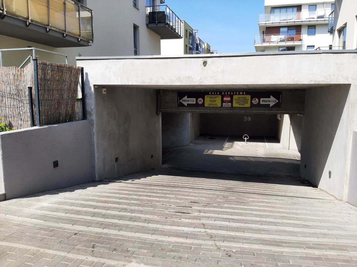 Impresja 42 Apartament Z Garazem Kolobrzeg Bagian luar foto