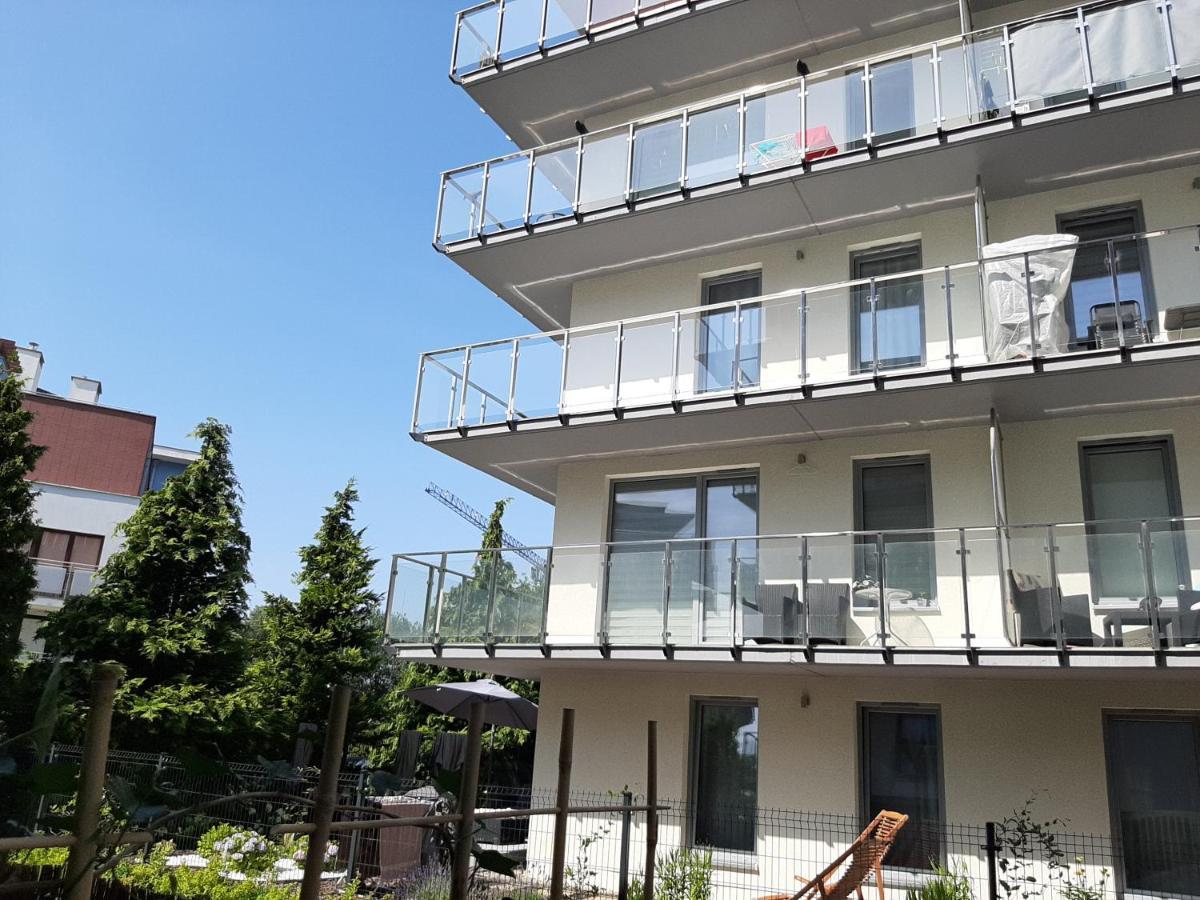 Impresja 42 Apartament Z Garazem Kolobrzeg Bagian luar foto